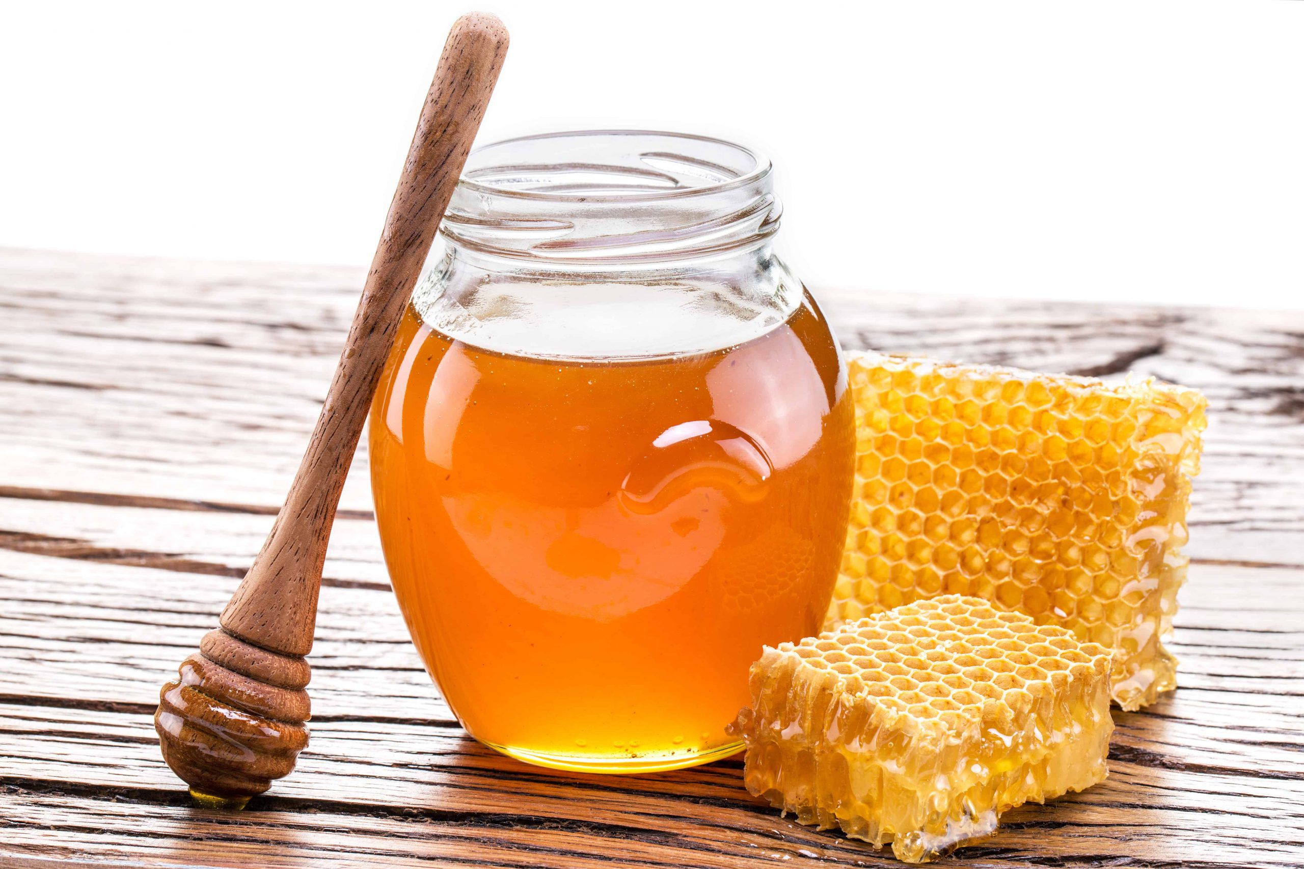 La miel multifloral envasada baja un 2,8% su precio