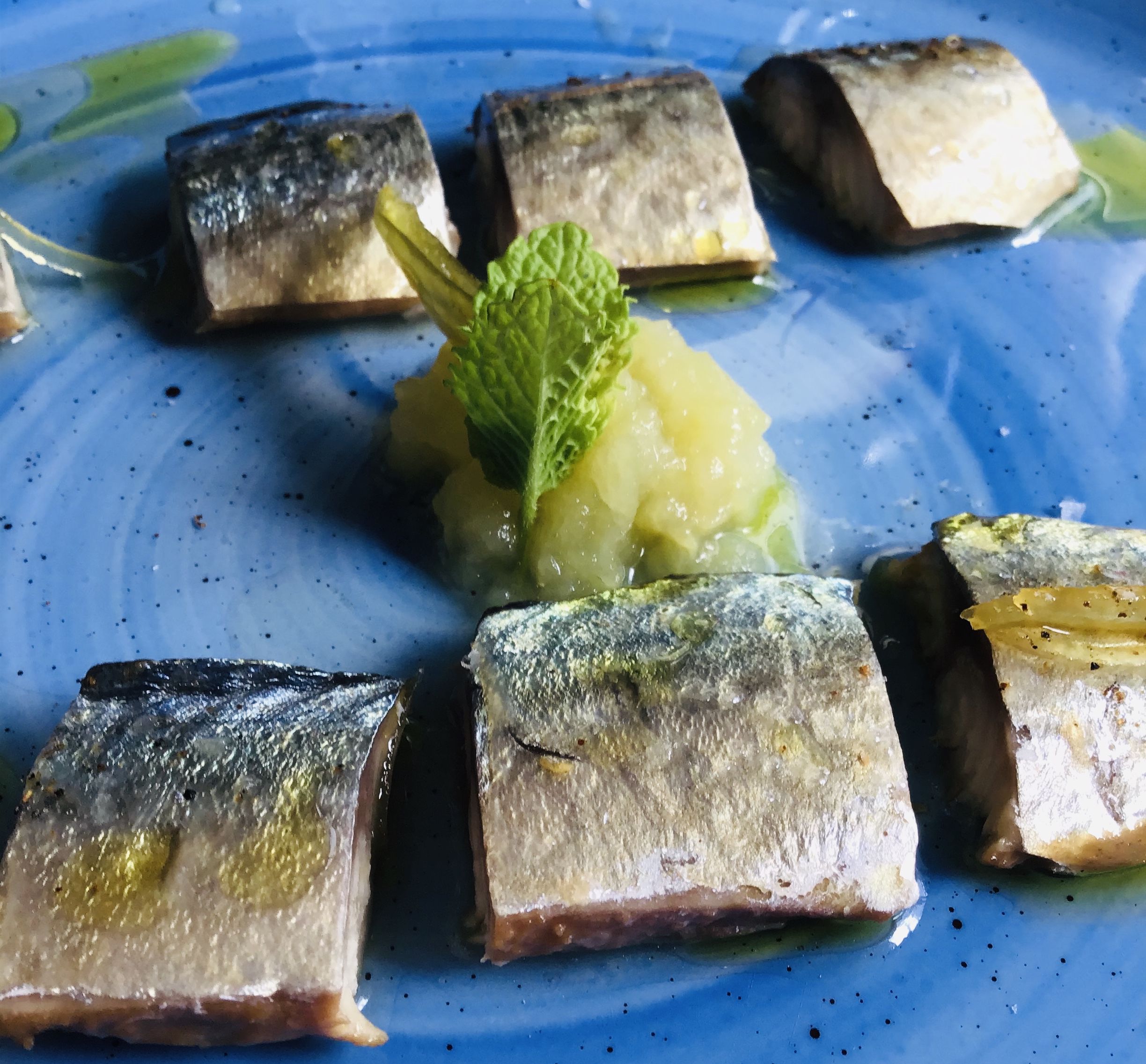LANZAROTE DE PLATO EN PLATO Y DE VINO EN VINO: RESTAURANTE AGUAVIVA
